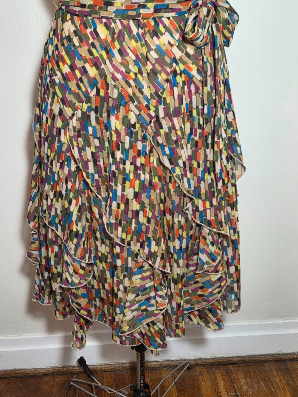 Signature by Robbie Bee y2k Trumpet Flounce Dress - Picture 8 of 9
